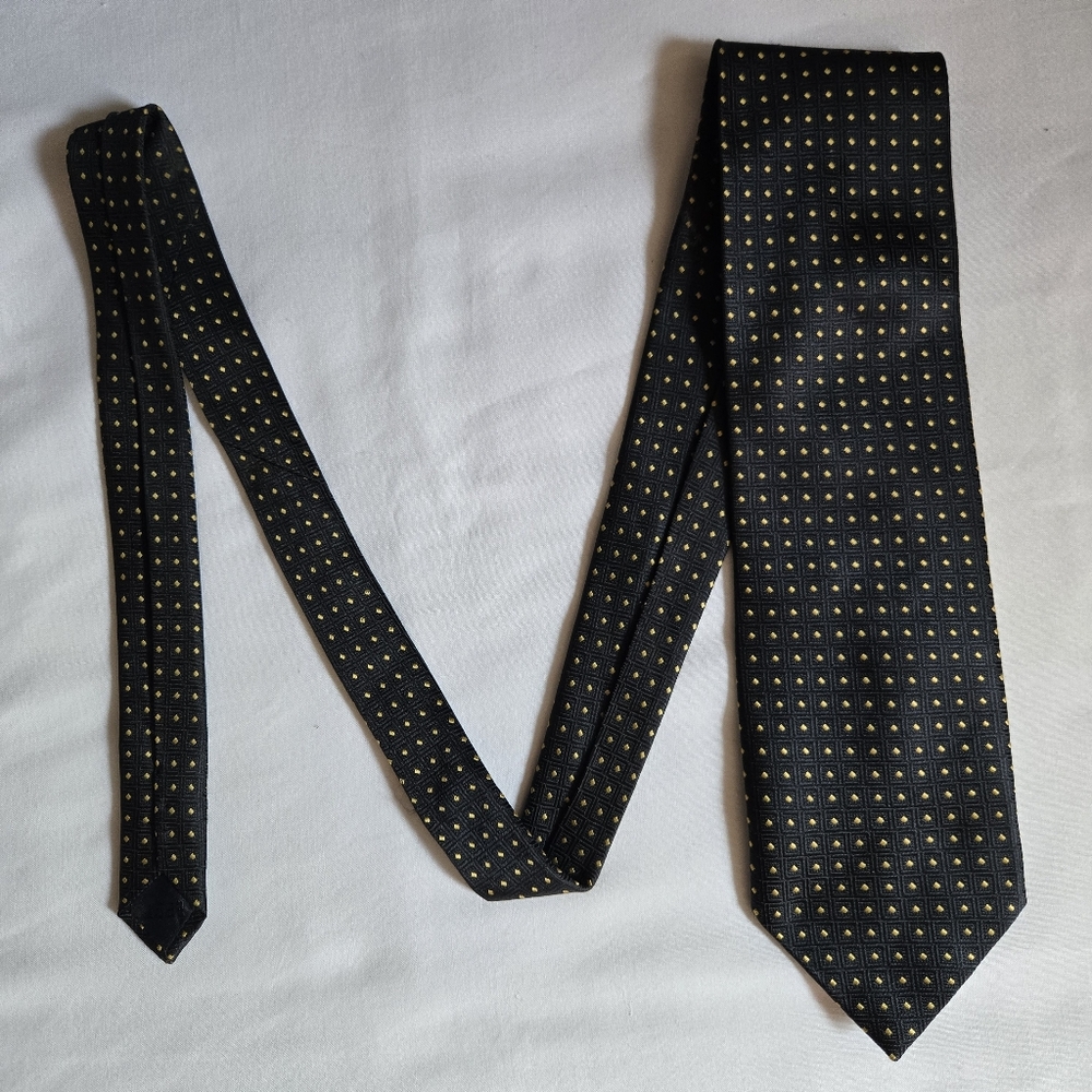 Idea Seta Italy Black Tie with Gold Diamond Grid Pattern
